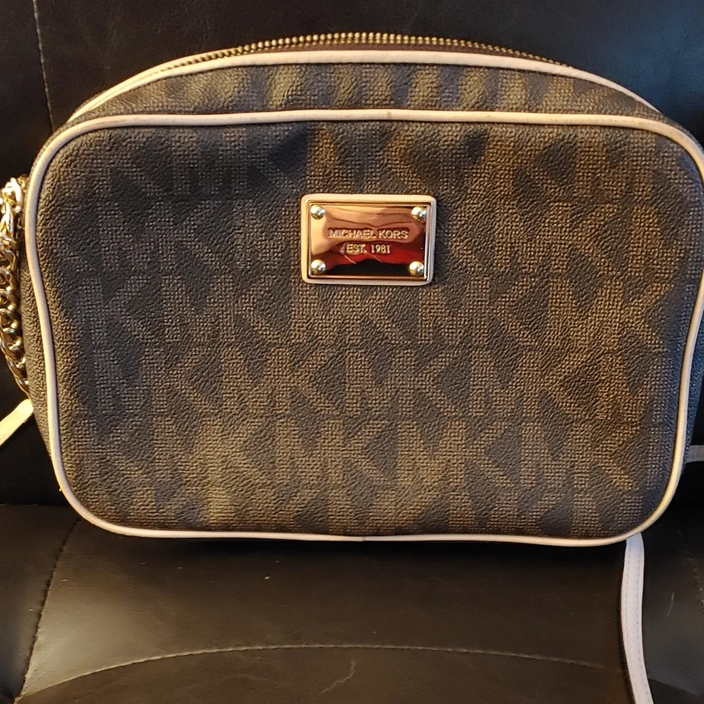 Michael Kors Cross Body Purse - Picture 2 of 4